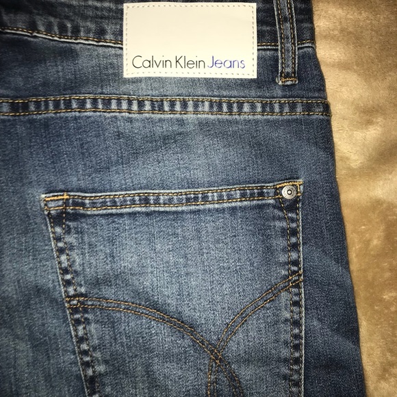 Calvin Klein Jean Shorts - Picture 3 of 5